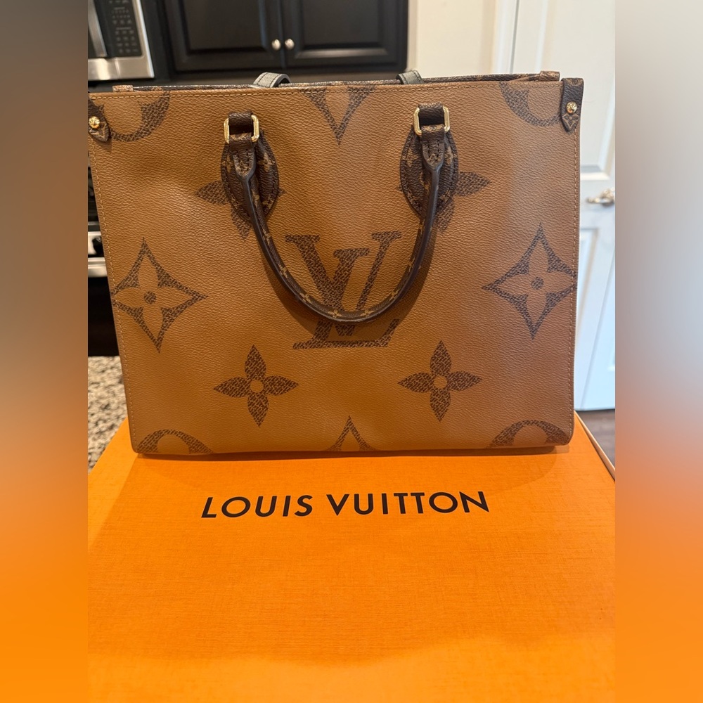 Louis Vuitton OTG MM monogram tote